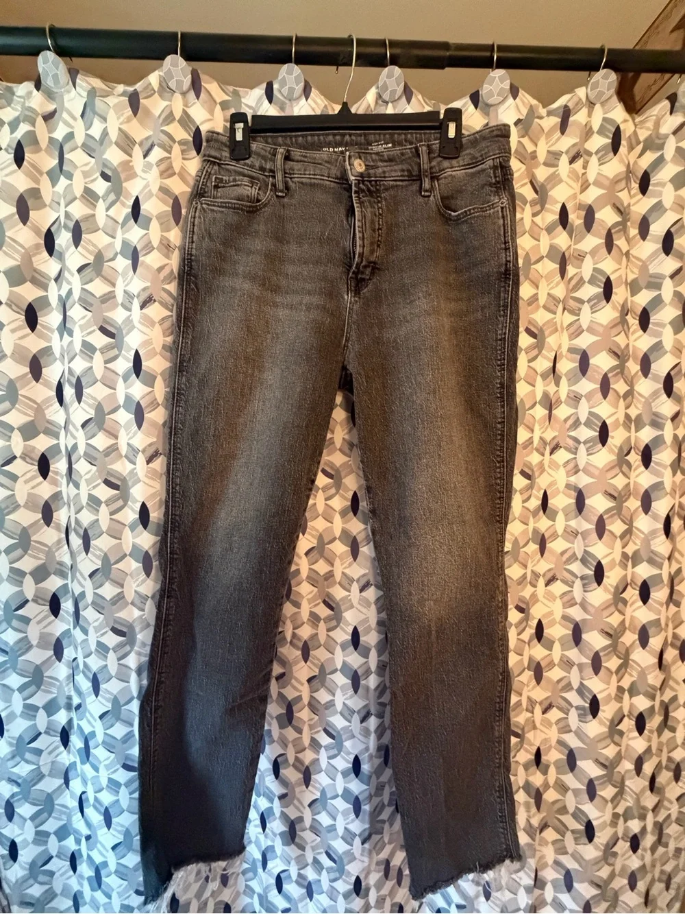 Old Navy Women’s Washed Black Slim Jeans